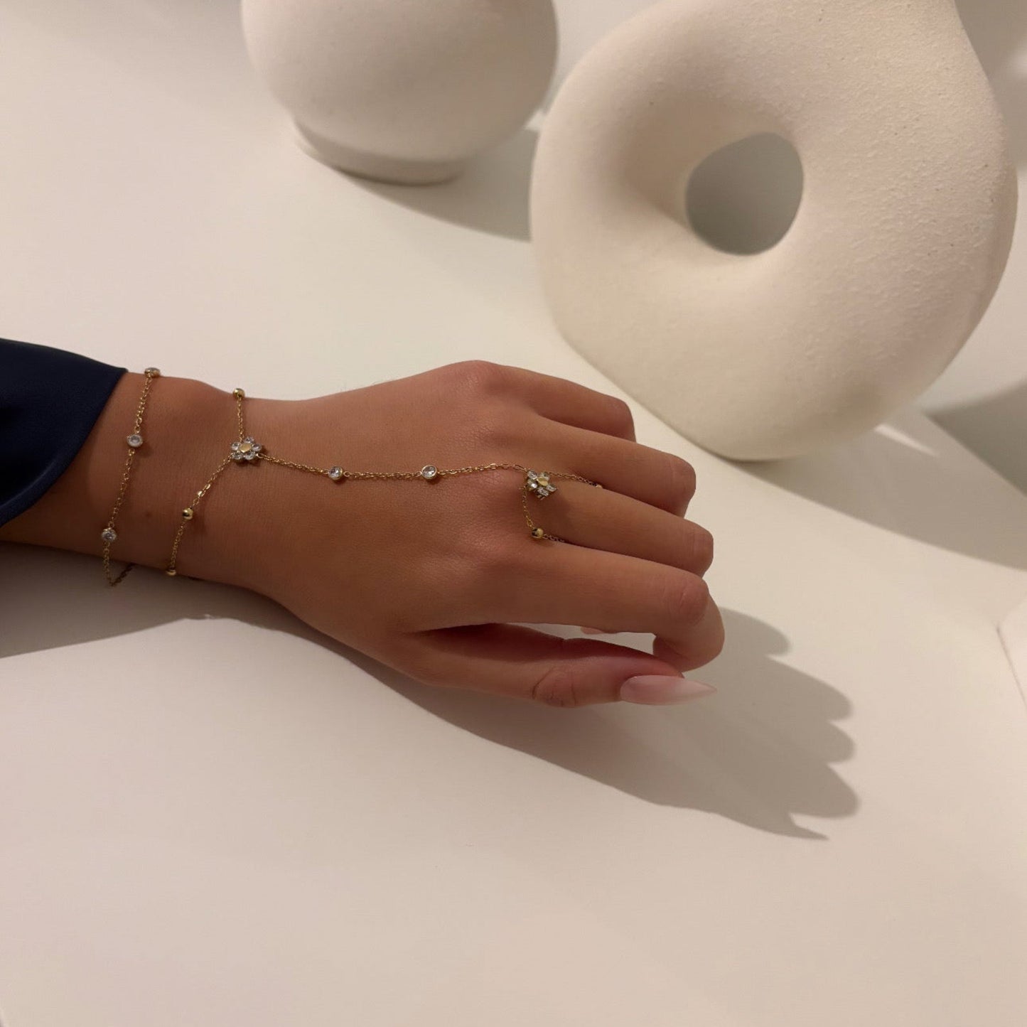 Bracelet de main FLORA