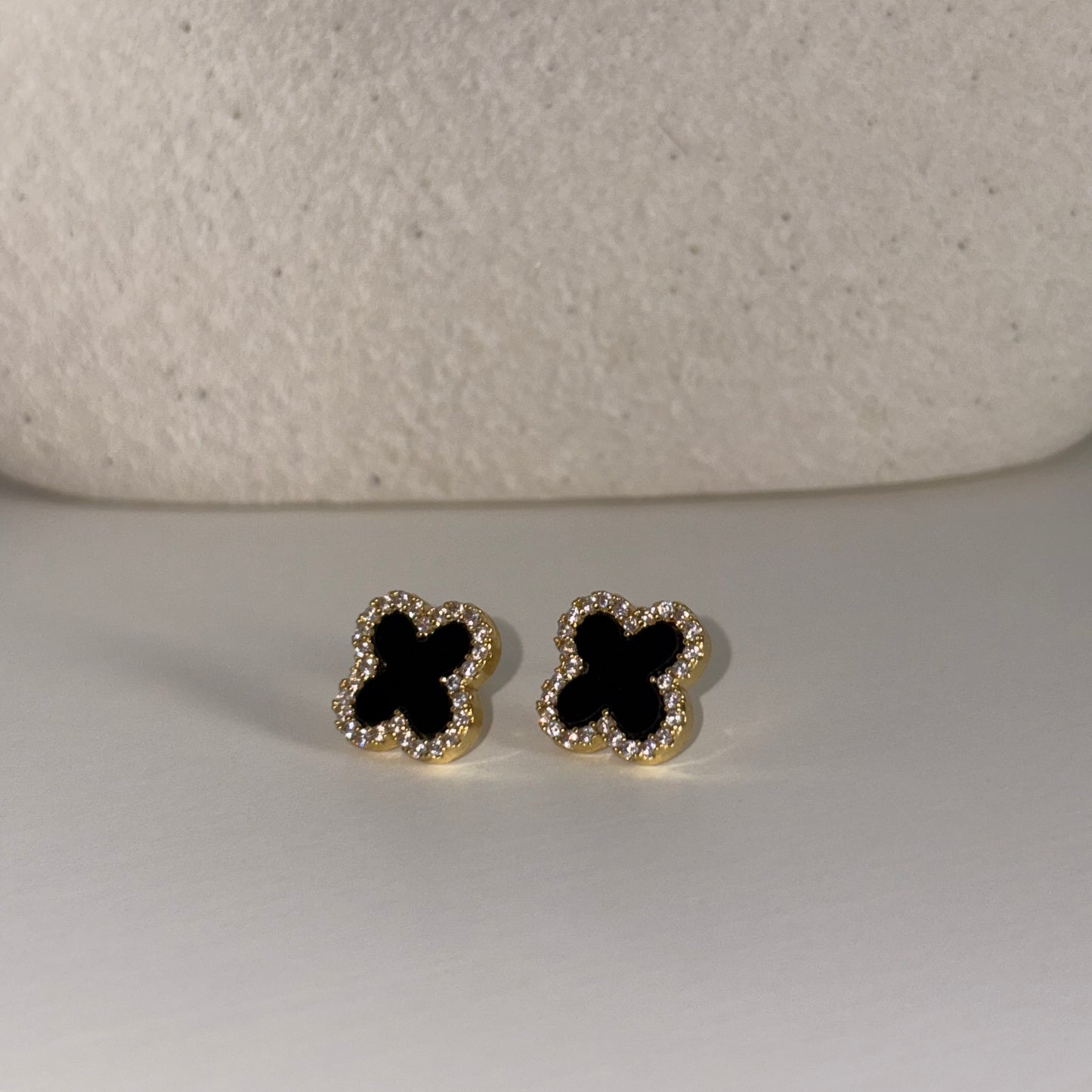 Boucles d'oreilles MINA noir